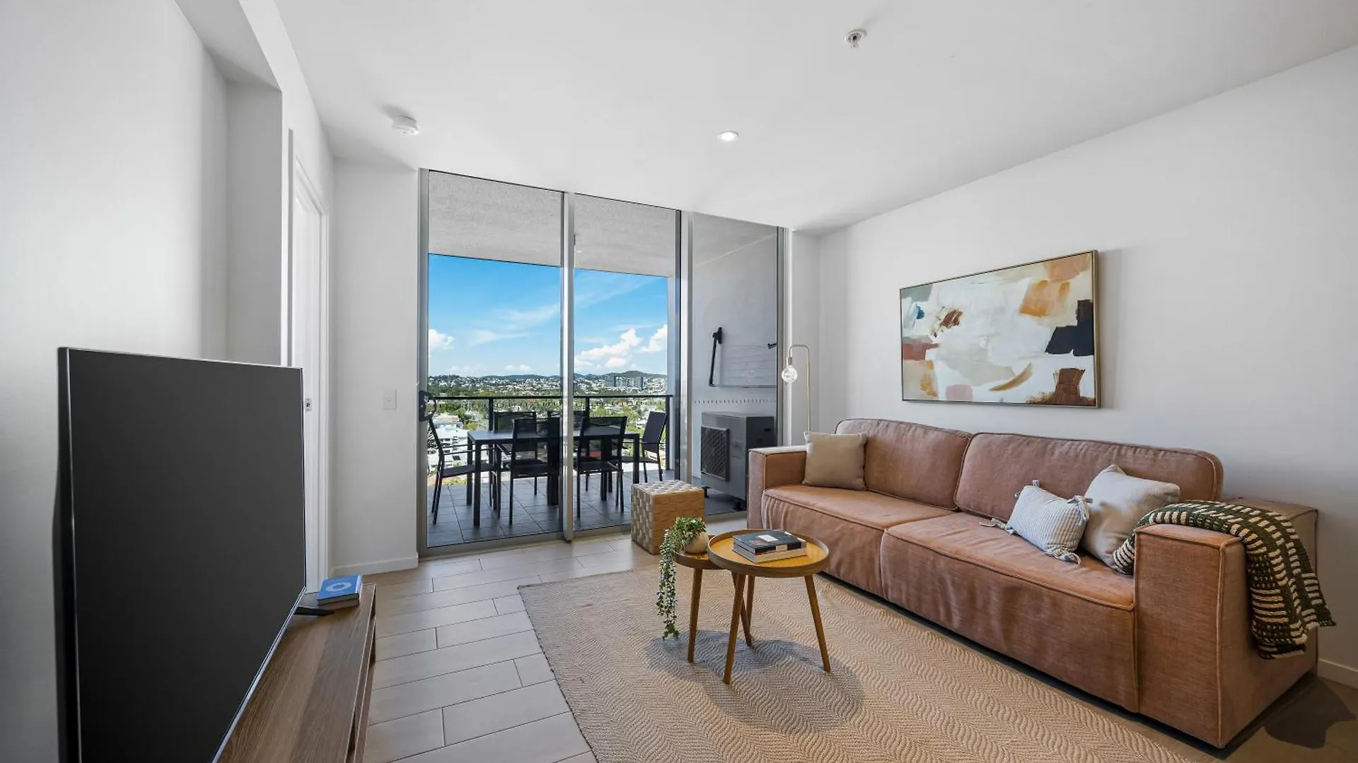 Linton Apartments - Free Secure Parking Brisbane